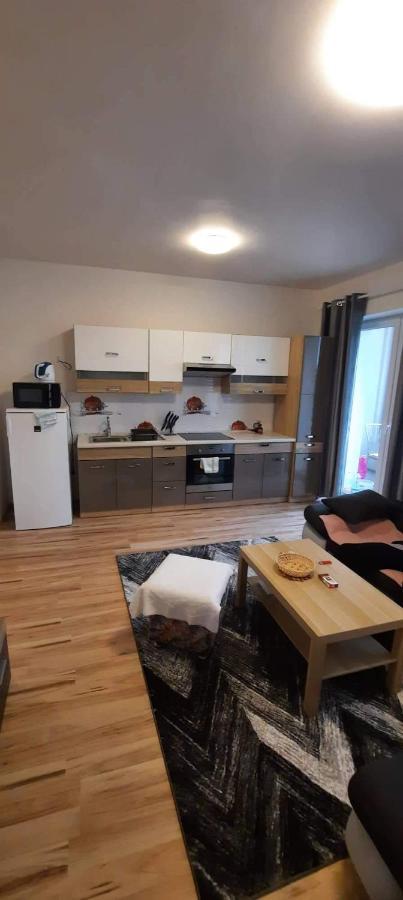 Apartmán Apartman Dunaszerdahely Kültér fotó